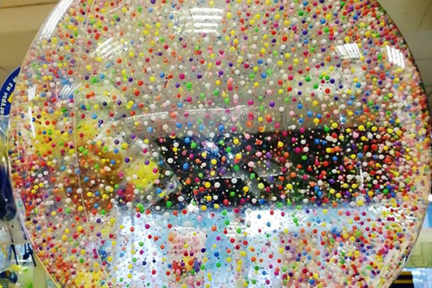 Декоративные шары с наполнением