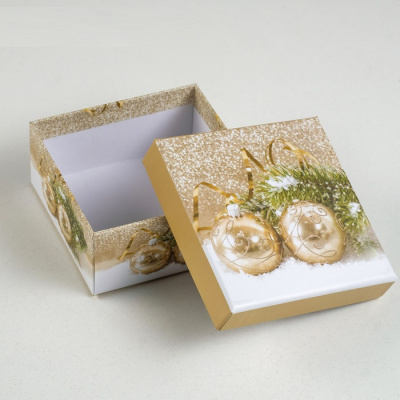 Коробка Квадрат Новогодние шарики №3 15*15*7 см 1 шт