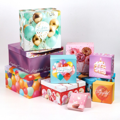 Коробка квадрат Шары №2 рис микс 1 шт