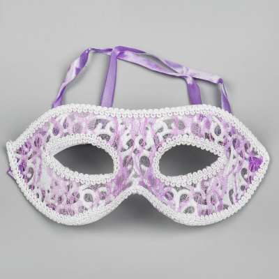 Маска Незнакомка сиреневый 1 шт